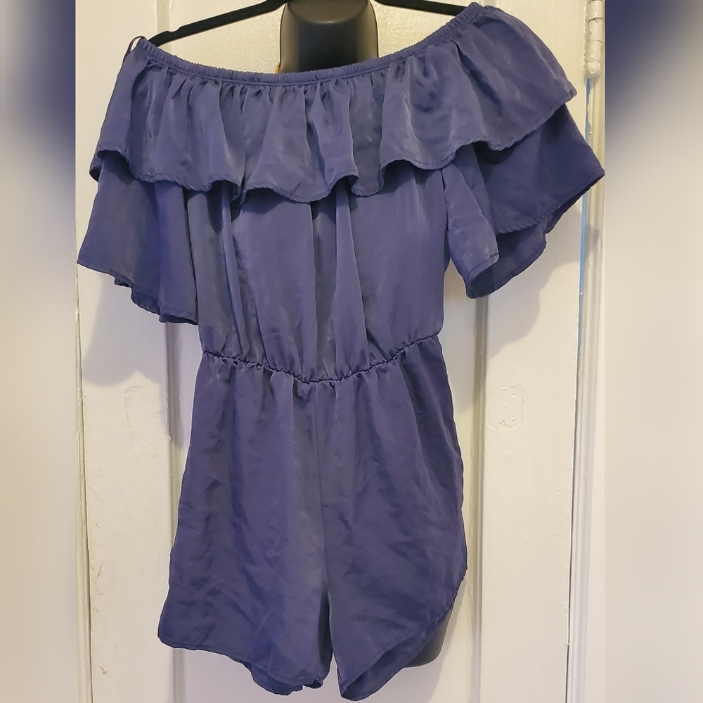 Off shoulder romper